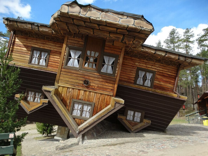 Do you like weird, unusual, or different house designs? What’s your favorite type of house design?