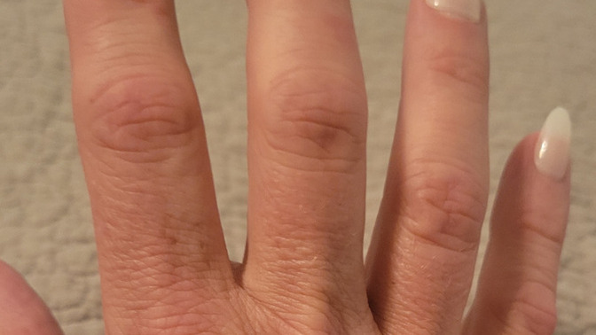 Do my simple opaque nails work for early fall vibes?