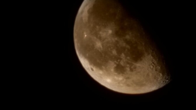Do you ever get good pictures of the moon?