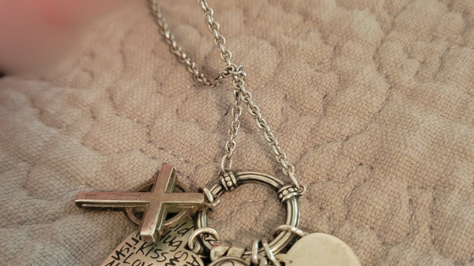 Does anyone else still love and collect James Avery jewelry?