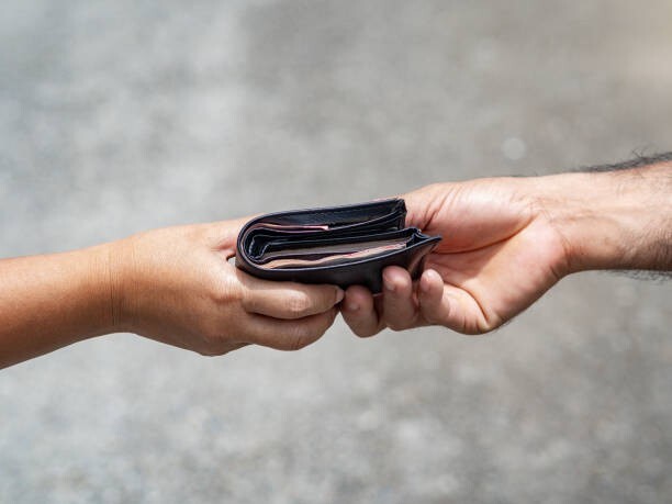 Ladies, do you like submissive guys who would get on his knees then gives you his wallet?