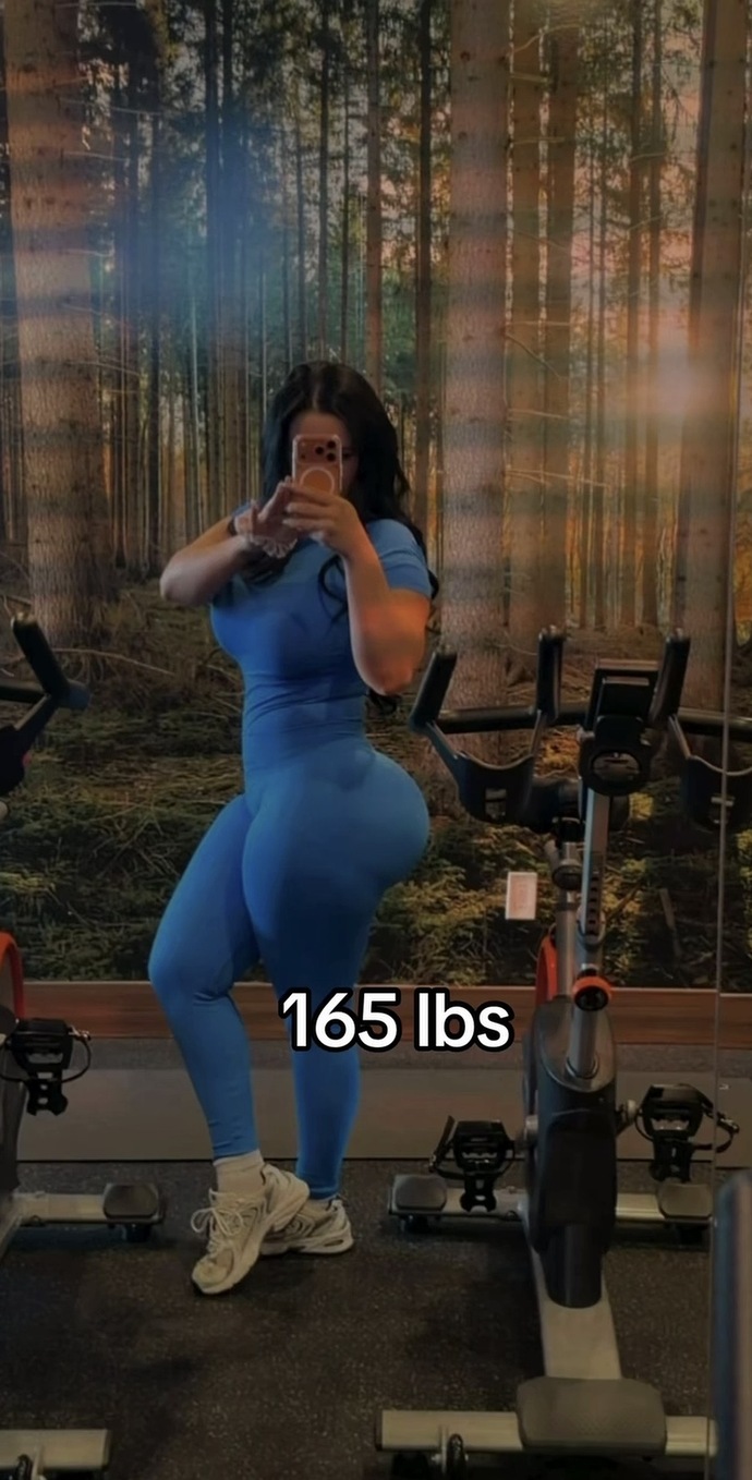 Which body weight looks better if you had to choose?