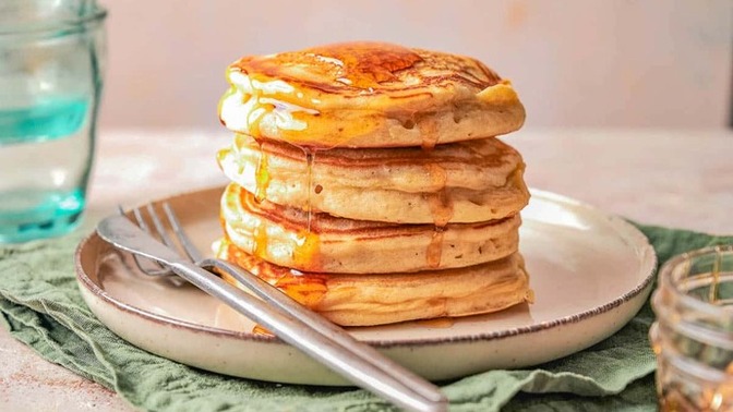 How many stacks of pancakes can you realistically eat 🤤?