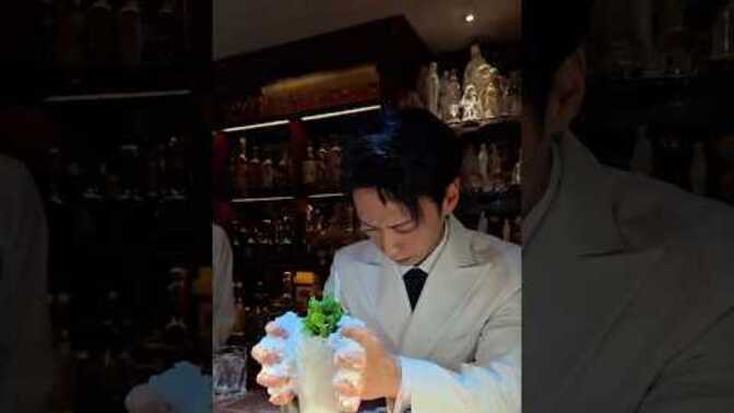 What’s your honest first impression of this bartender’s vibe?
