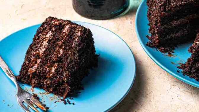 Would you eat this cake if someone made it for you?