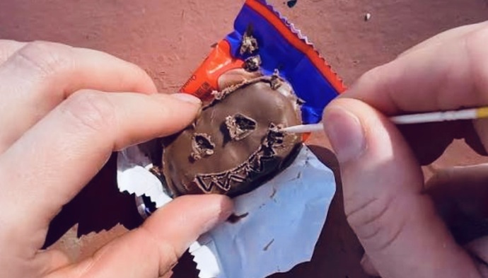 Are YOU upset that the pumpkin reeses pb cups don't actually have pumpkin faces carved into them?