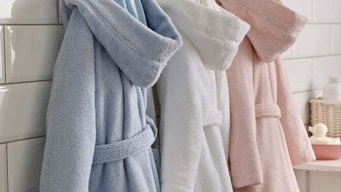 Do you use a towel or bathrobe after a shower? And why?