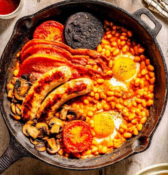 Should food on a plate touch?