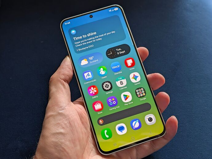 What device are you browsing GAG on currently?