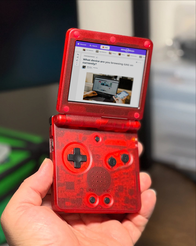 What device are you browsing GAG on currently?