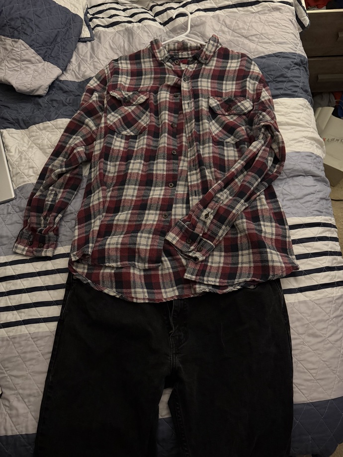 Which outfit works better for a first date with black jeans?