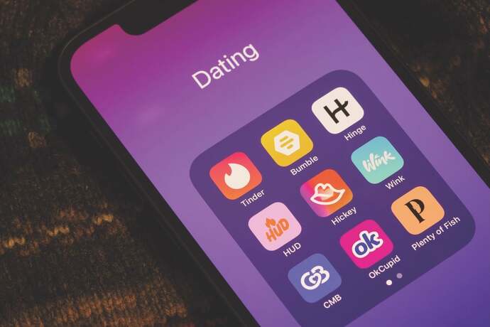 Girls, have you ever signed up to dating apps just for the purpose of feeling validated?