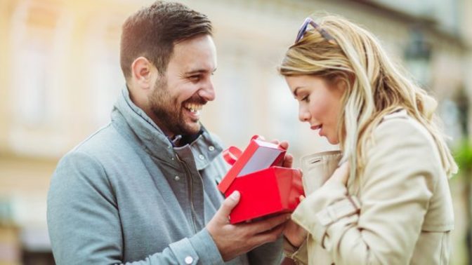 Should my boyfriend buy his child's mom a mother's day gift?