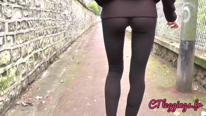 Small/flat butts in yoga pants: yay or nay?