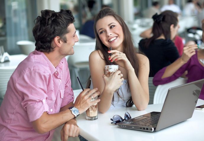 How To Ask A Girl If She Likes You?