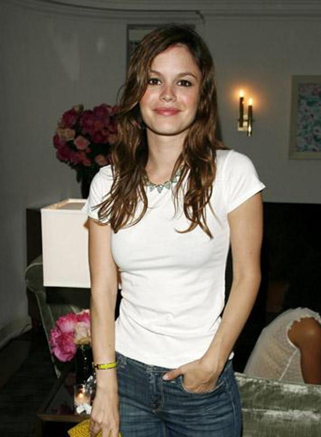 Guys, physically, what does your dream girl look like?