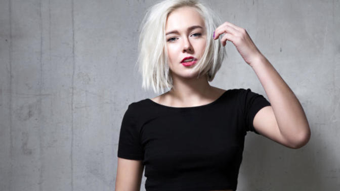 Do guys find short bob haircuts attractive/hot?